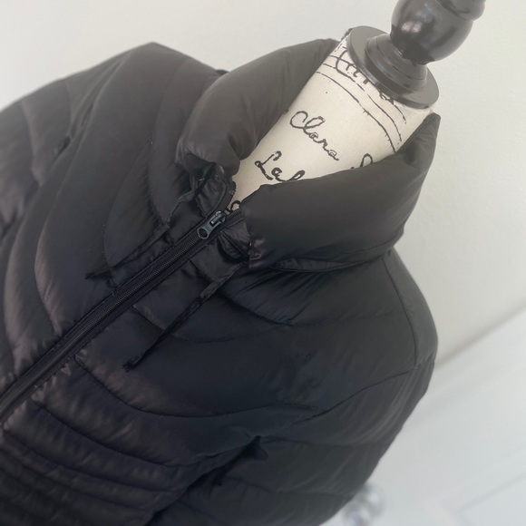 a.n.a Down Puffer Jacket Packable Hooded Sz Xl Black Cozy Winter Goth core - Picture 14 of 14